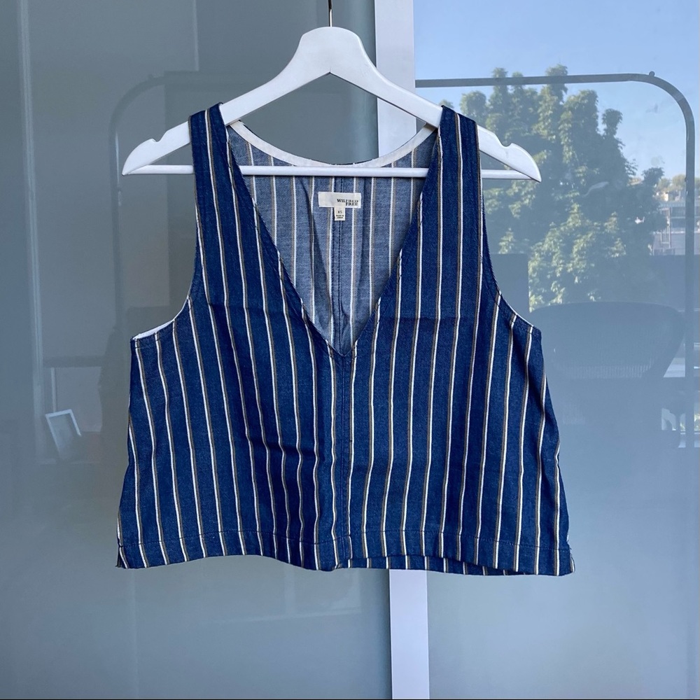 Wilfred Free Cropped V-Neck